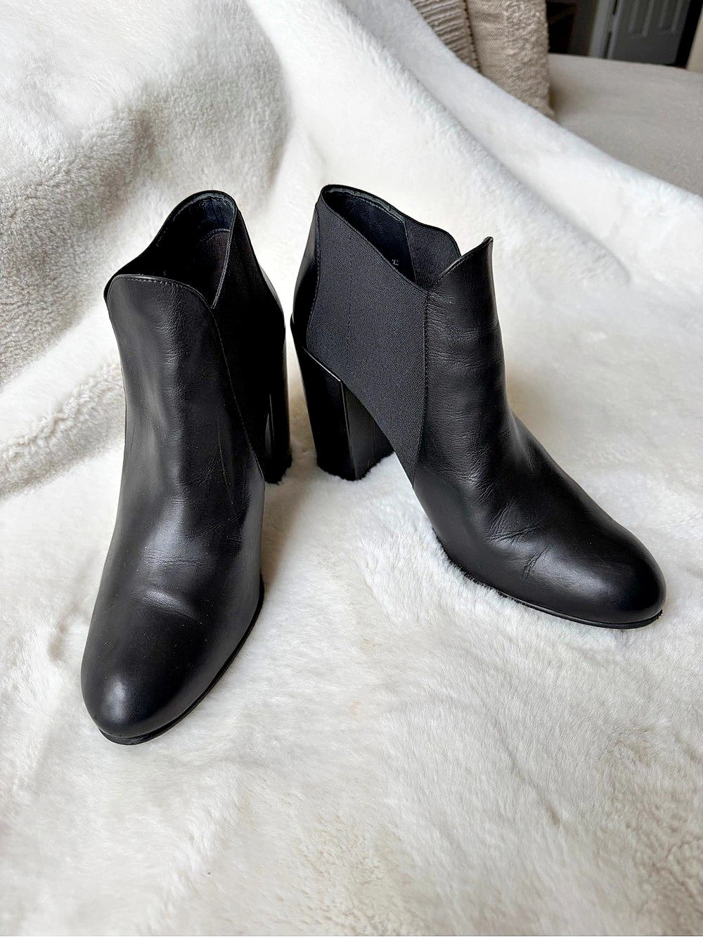 Stuart Weitzman Black Leather Ankle Booties Size 10